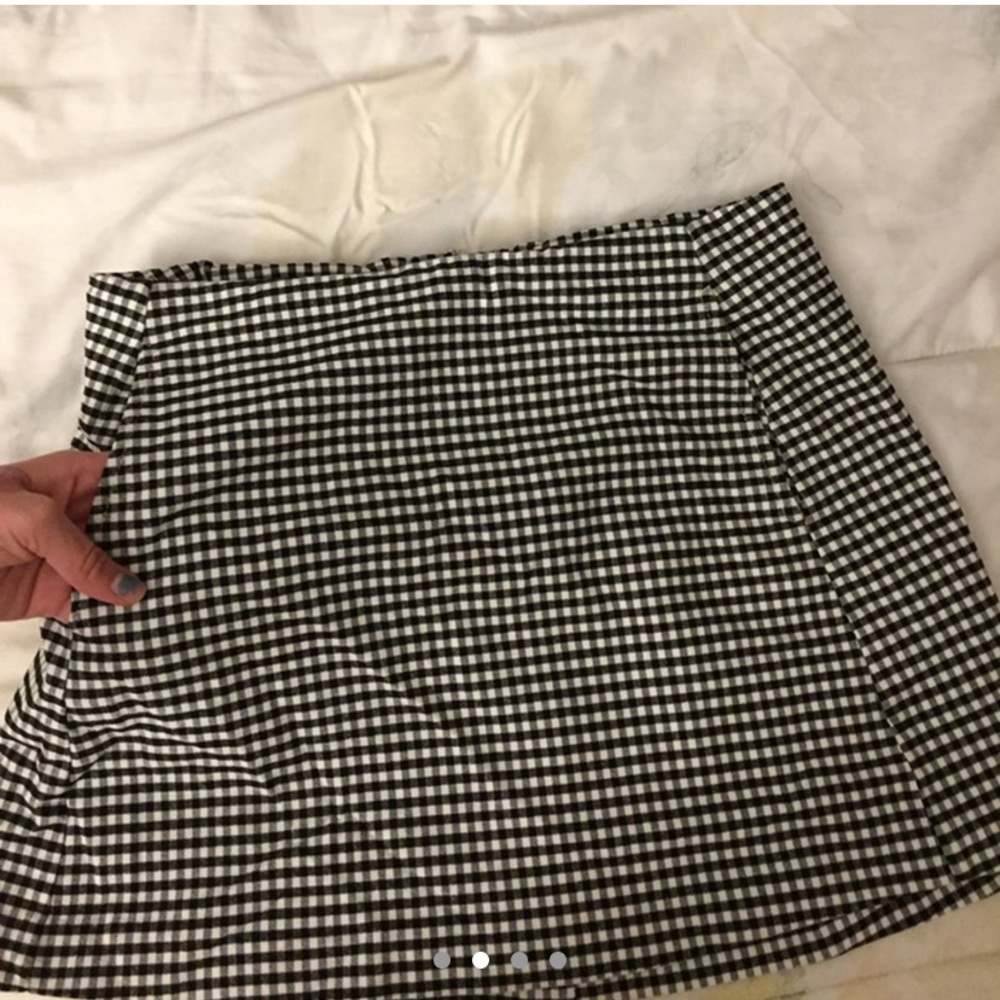 Urban Outfitter Gingham Skirt - Picture 2 of 4